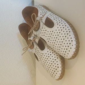 Spring Step, Size 41, White Leather